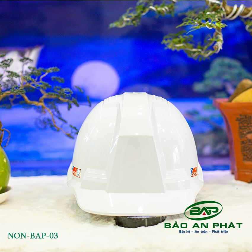 Nón bảo hộ lao động 03